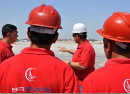 Bir Dunya logistics team